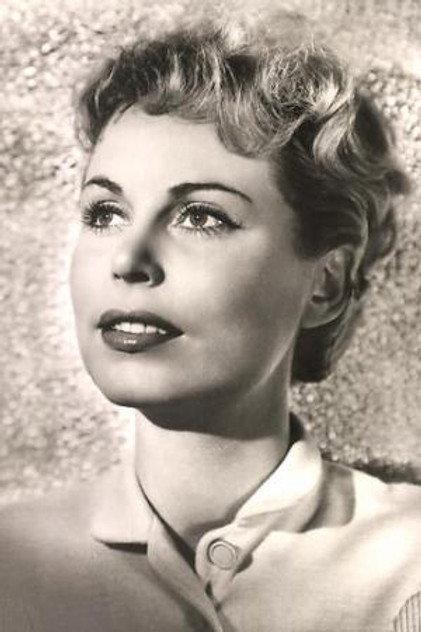 Wera Frydtberg - Actor Profile Photo