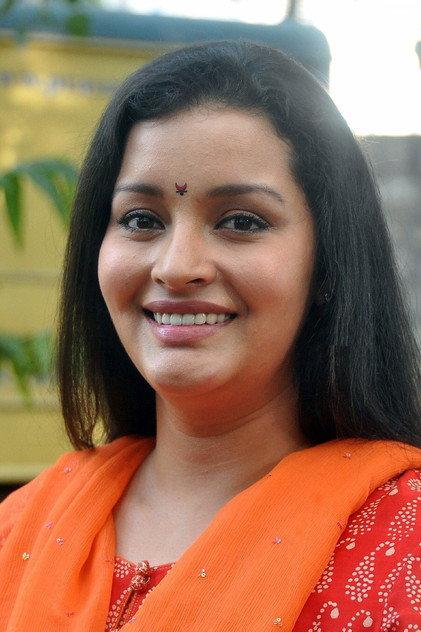 Renu Desai - Actor Profile Photo