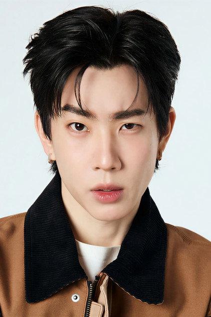Jumpol Adulkittiporn - Actor Profile Photo
