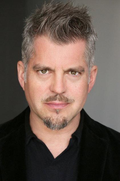 Jesse Henecke - Actor Profile Photo