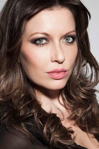 Ana Paula Vieira - Actor Profile Photo