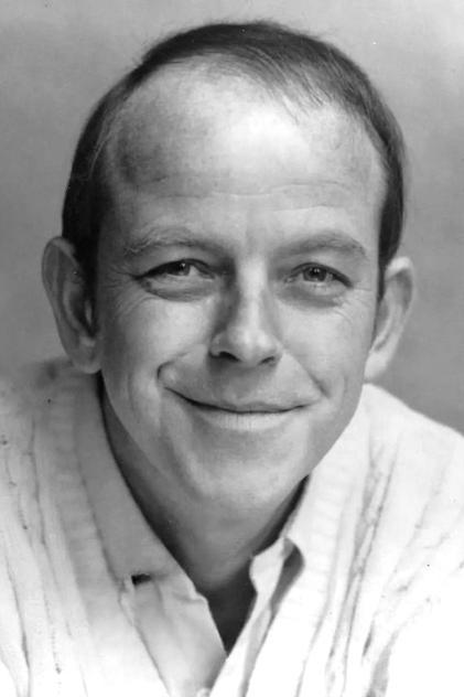 Julian Holloway - Actor Profile Photo