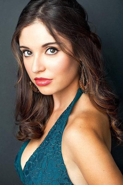 Mara Hernandez - Actor Profile Photo