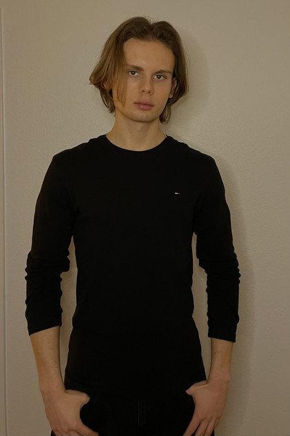 Justin Geertsen - Actor Profile Photo