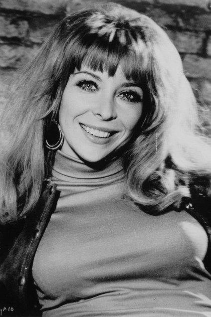 Angelique Pettyjohn - Actor Profile Photo