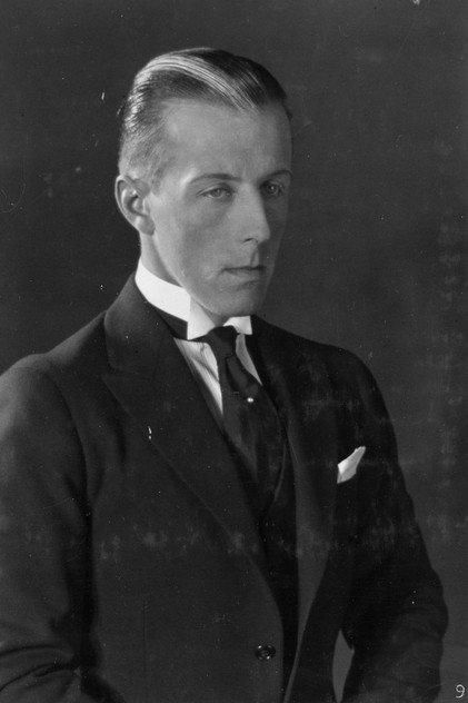 Carl von Haartman - Actor Profile Photo