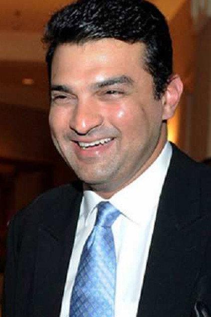 Siddharth Roy Kapur - Actor Profile Photo