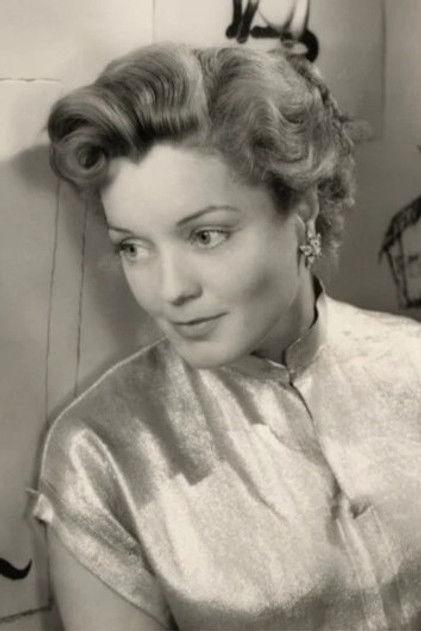 Shelagh Fraser - Actor Profile Photo