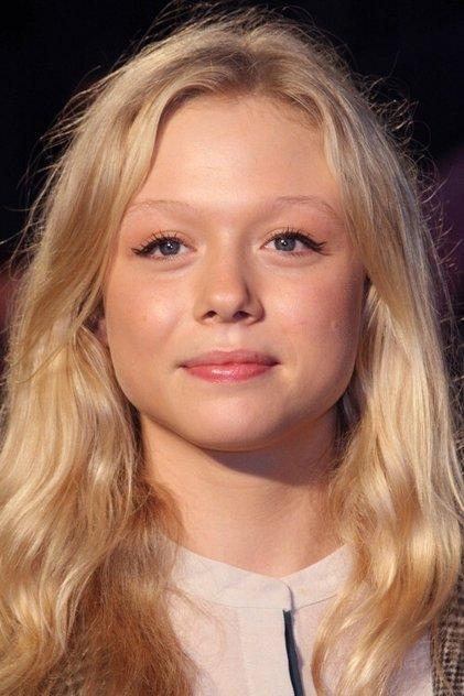 Naomi Battrick - Actor Profile Photo