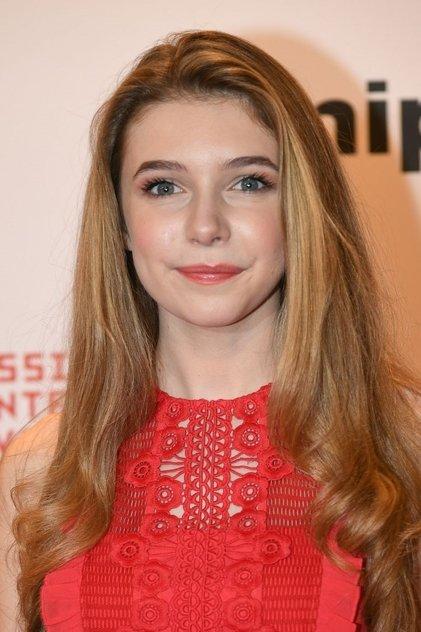 Eleanor Worthington-Cox - Actor Profile Photo