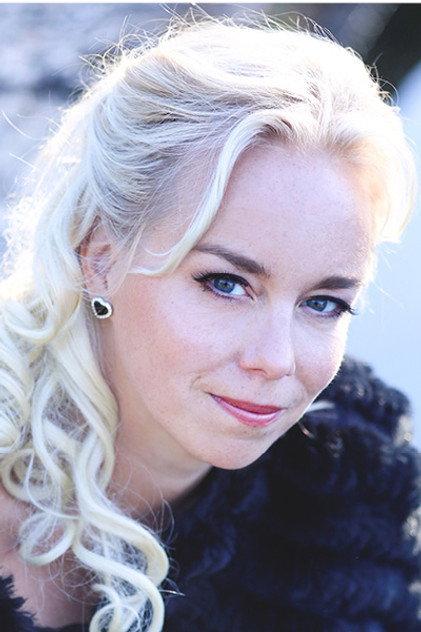 Elisabet Strid - Actor Profile Photo