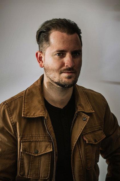 Alex Perri - Actor Profile Photo