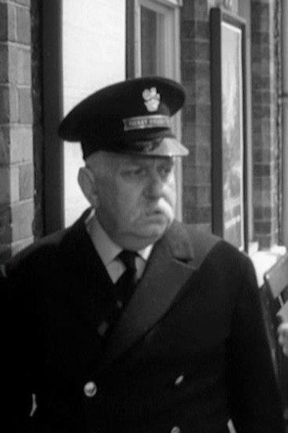 Howard Douglas - Actor Profile Photo