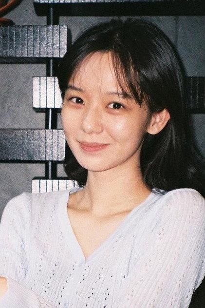 Jingyi Huang - Actor Profile Photo