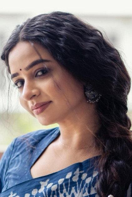 Divya Ganesh - Actor Profile Photo