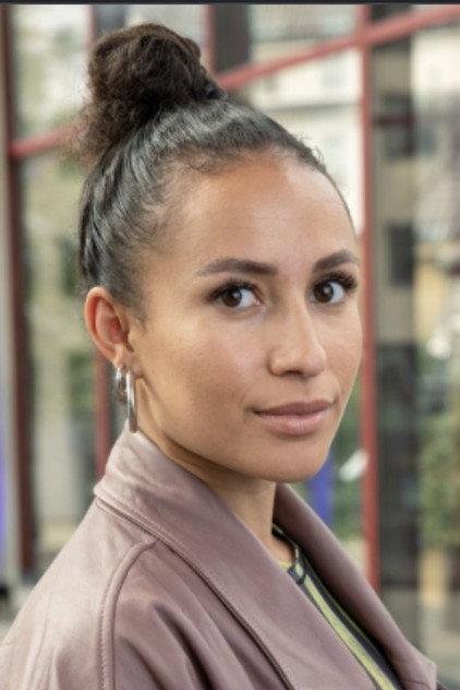 Mona Berntsen - Actor Profile Photo