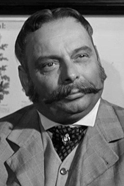 Mario Besesti - Actor Profile Photo