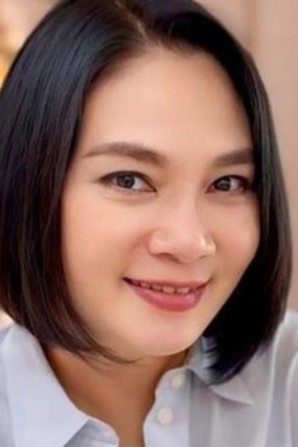 Dian Nitami - Actor Profile Photo