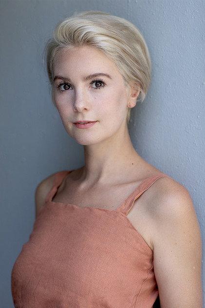 Heidi Valkenburg - Actor Profile Photo