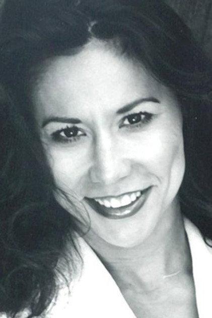Leigh Betchley - Actor Profile Photo
