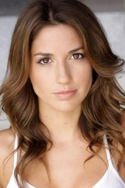 Sarah Karges - Actor Profile Photo