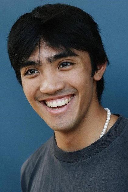 Alex Fox - Actor Profile Photo
