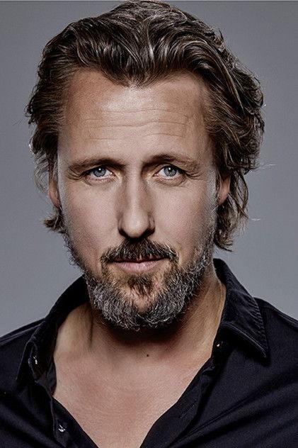 Daan Schuurmans - Actor Profile Photo