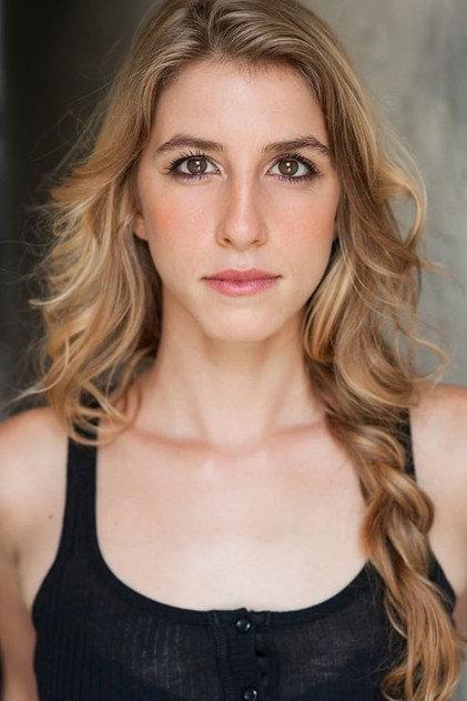 Nika Ezell Pappas - Actor Profile Photo