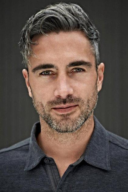 Mark McCullough Thomas - Actor Profile Photo