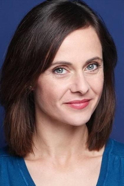 Caroline Trowbridge - Actor Profile Photo