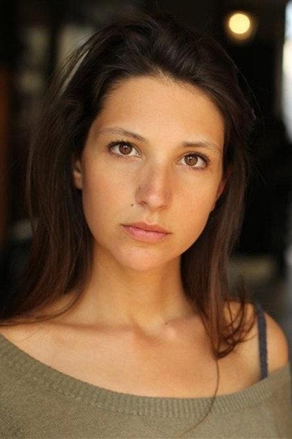 Julia Maraval - Actor Profile Photo