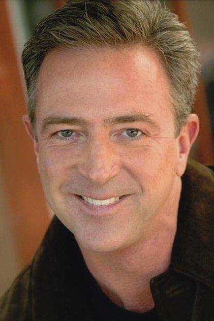 Robertson Dean - Actor Profile Photo