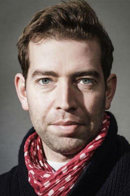 Edward Bennett - Actor Profile Photo