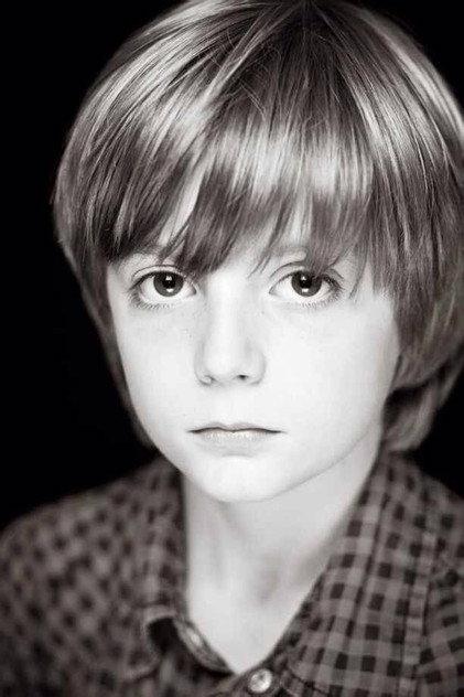 Elliot Speller-Gillott - Actor Profile Photo