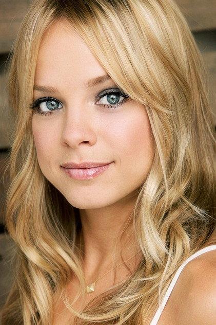 Nicole Paggi - Actor Profile Photo
