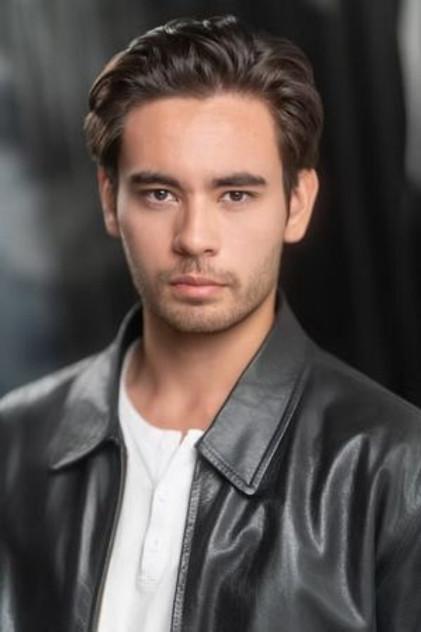Matt Santos - Actor Profile Photo