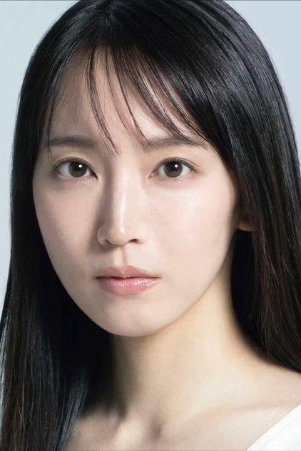 Riho Yoshioka - Actor Profile Photo
