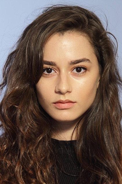 Ece Yaşar - Actor Profile Photo