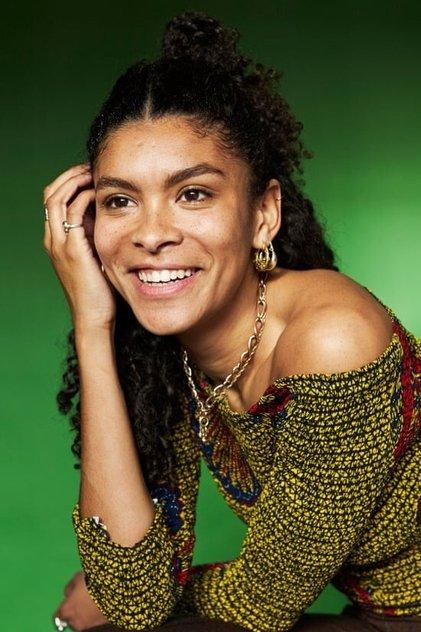 Thalissa Teixeira - Actor Profile Photo