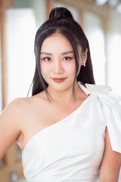 Văn Mai Hương - Actor Profile Photo