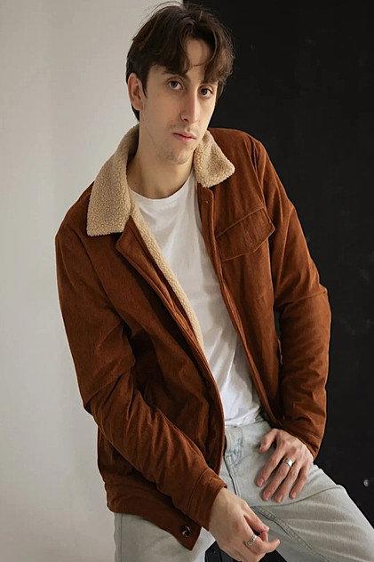 Adrián Doré - Actor Profile Photo