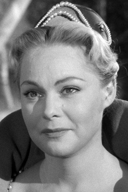 Zena Walker - Actor Profile Photo