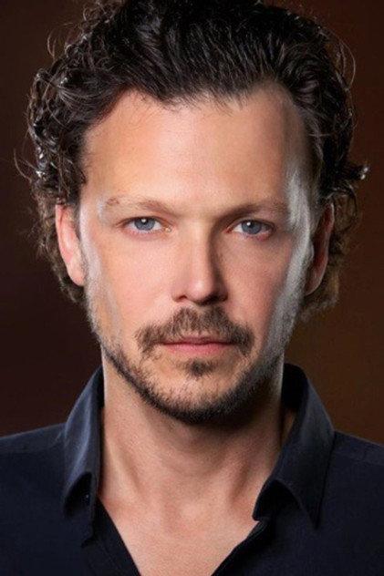 Guilherme Berenguer - Actor Profile Photo