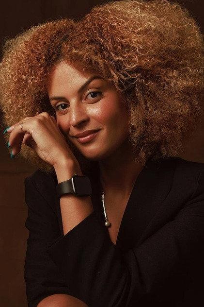 Gabriela Loran - Actor Profile Photo