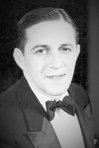 Archie Gottler - Actor Profile Photo