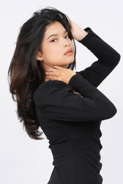 Reina Moore - Actor Profile Photo