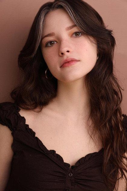 Samantha Sirianni - Actor Profile Photo