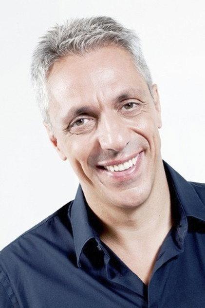 Max Pisu - Actor Profile Photo