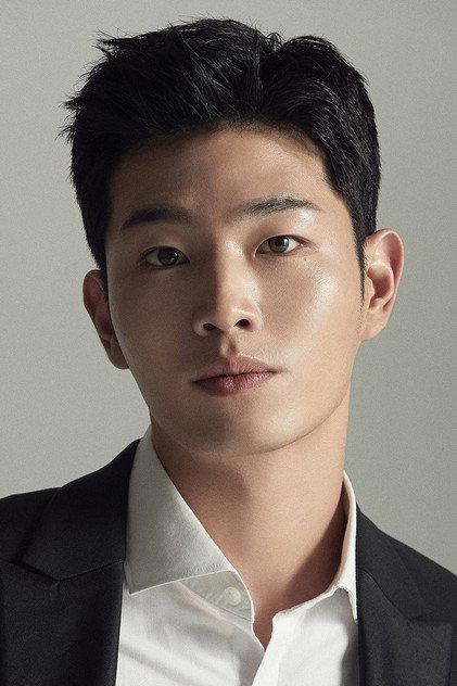Lee Dong-ju - Actor Profile Photo