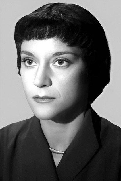 Germaine Reuver - Actor Profile Photo